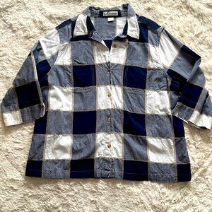 Dress barn 18/20w button up top EUC